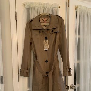 COPY - Burberry Raincoat